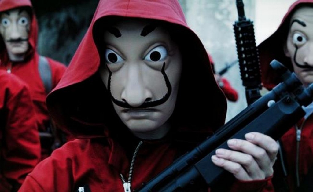  Roban a anciana en CDMX con disfraces de la serie “La Casa de Papel”