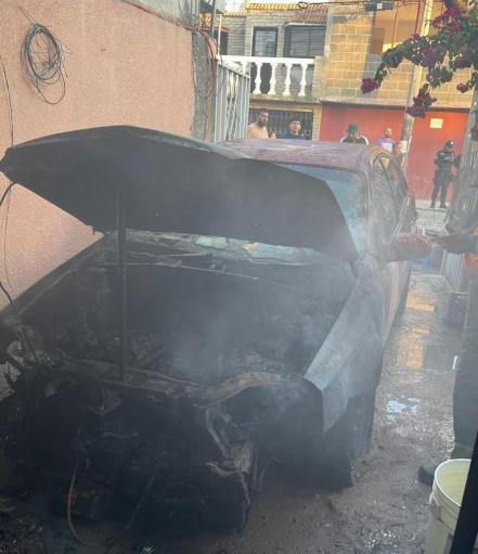 Sofocan incendio al interior de una vivienda en la capital de SLP; no se reportan heridos