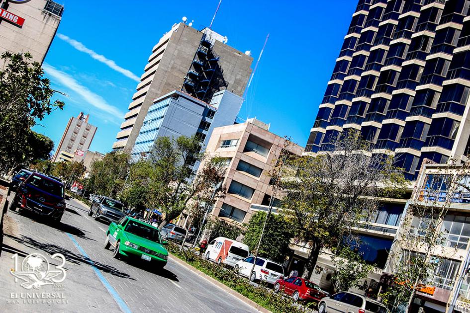 Hoy no circula generaría aumento en parque vehicular, señala especialista