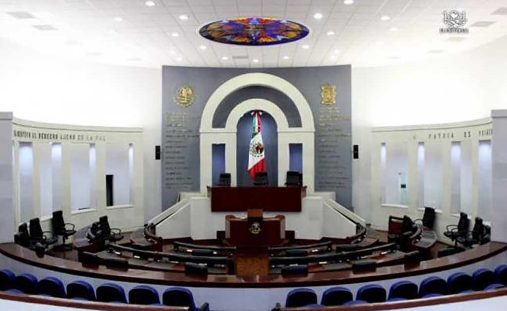 A “escondidas” se lleva a cabo tercer informe de LXI Legislatura 