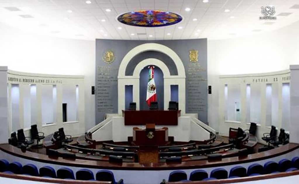 A “escondidas” se lleva a cabo tercer informe de LXI Legislatura