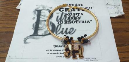 Menores con discapacidad intelectual en SLP crecen como emprendedores con piñatas y manualidades