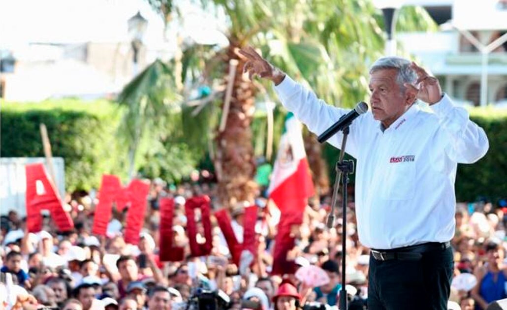 Cortar manos, no; manicure a quien le crezcan las uñas, propone AMLO