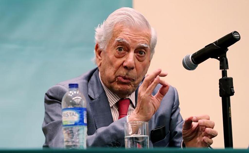 Mario Vargas Llosa, ganador del Nobel de Literatura 2014, dijo estar "a favor de la integración latinoamericana". Foto: EFE/Leonardo Muñoz, archivo