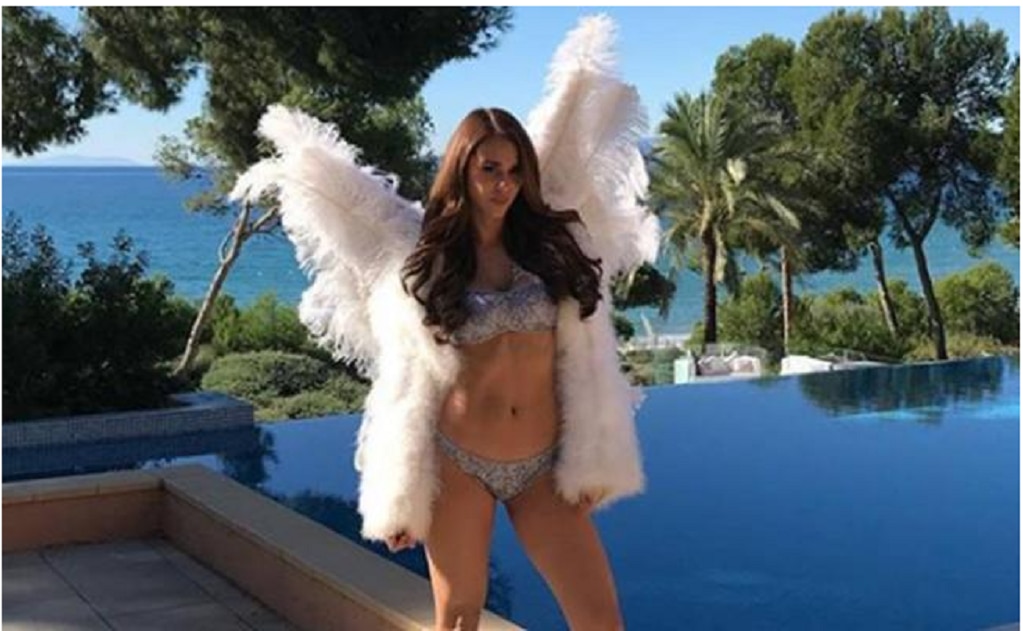 "La chica del clima" impacta con otra sensual fotografía