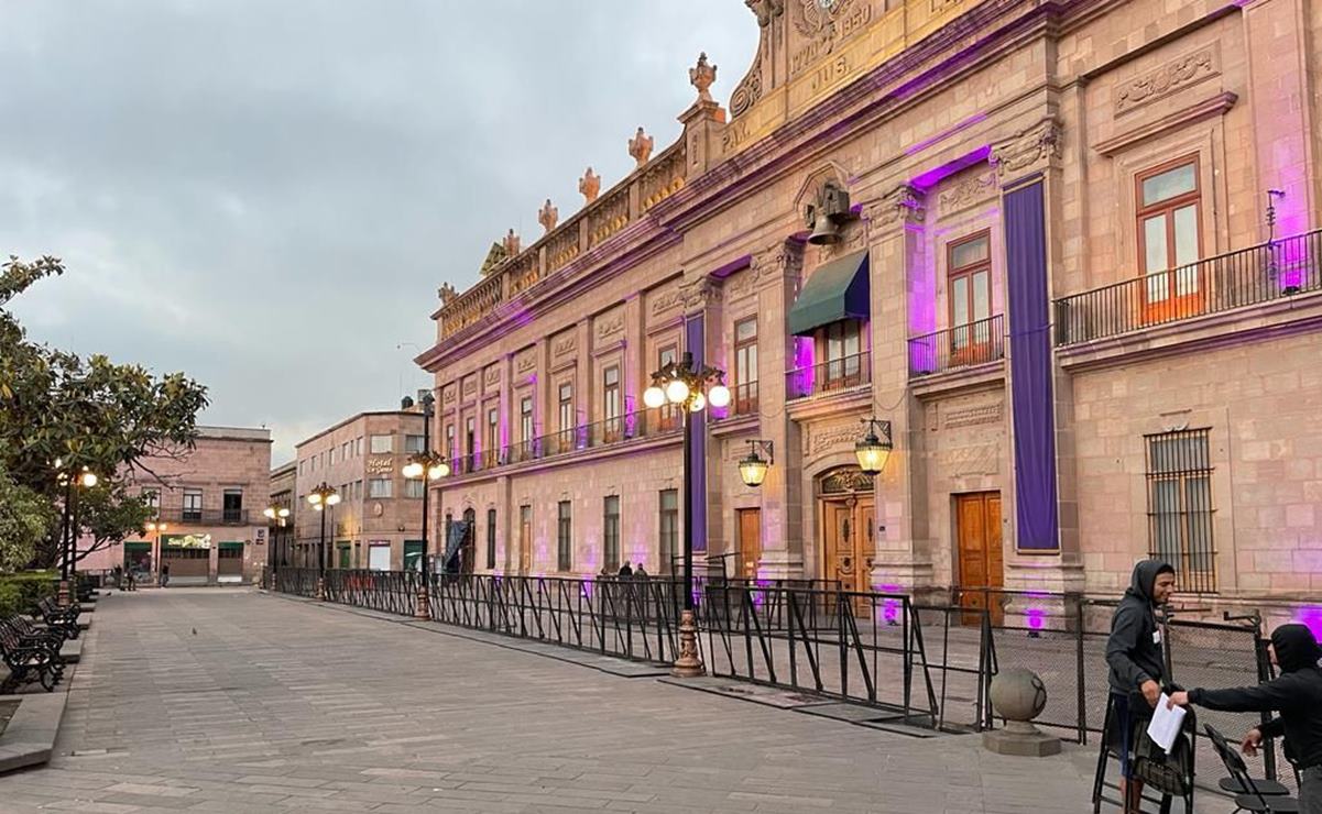 Retiran plantón de burócratas en Centro Histórico de SLP; ruta de Procesión no será interrumpida