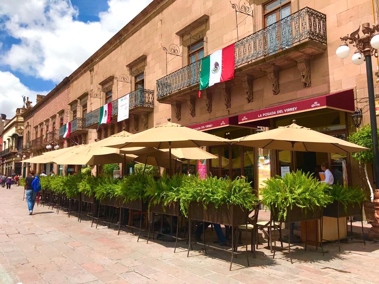 Vacaciones elevan ganancias de comerciantes hasta 30%