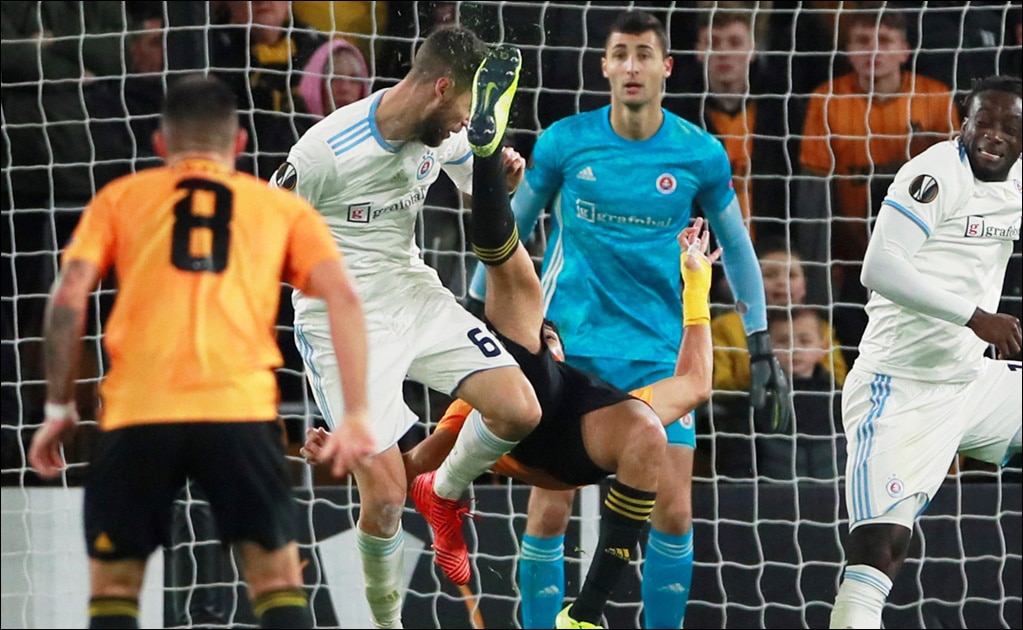 Bajric, el futbolista que lesionó Raúl Jiménez, está grave