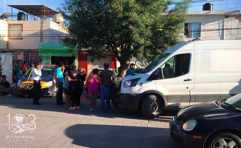 Joven se quita la vida en local