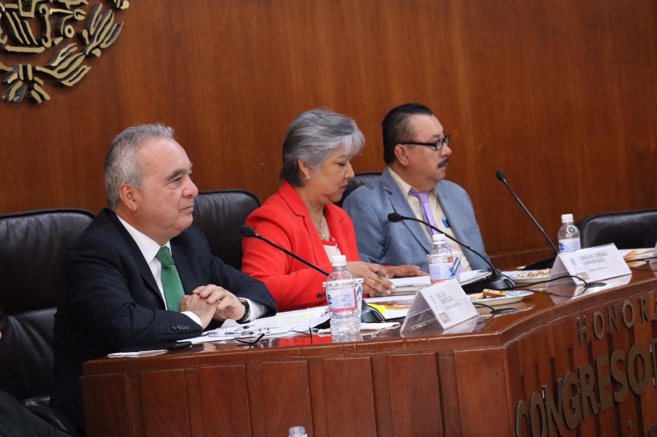   Comparece titular de la SEGE ante diputados del Congreso del Estado