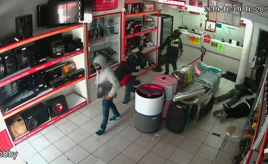 Robo con violencia en Presta Fácil de avenida San Pedro 