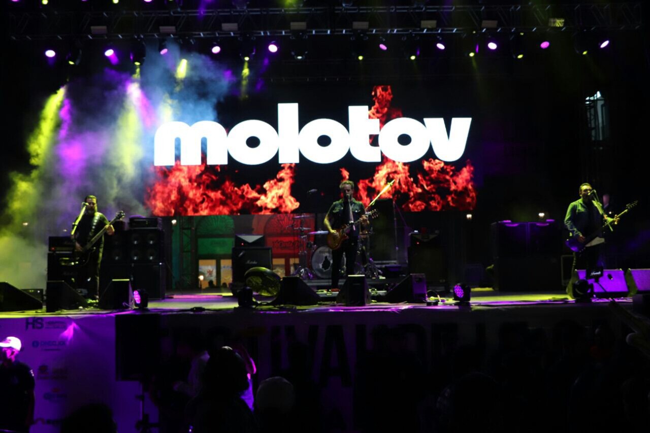 Molotov alza la voz en el Festival de la Cantera