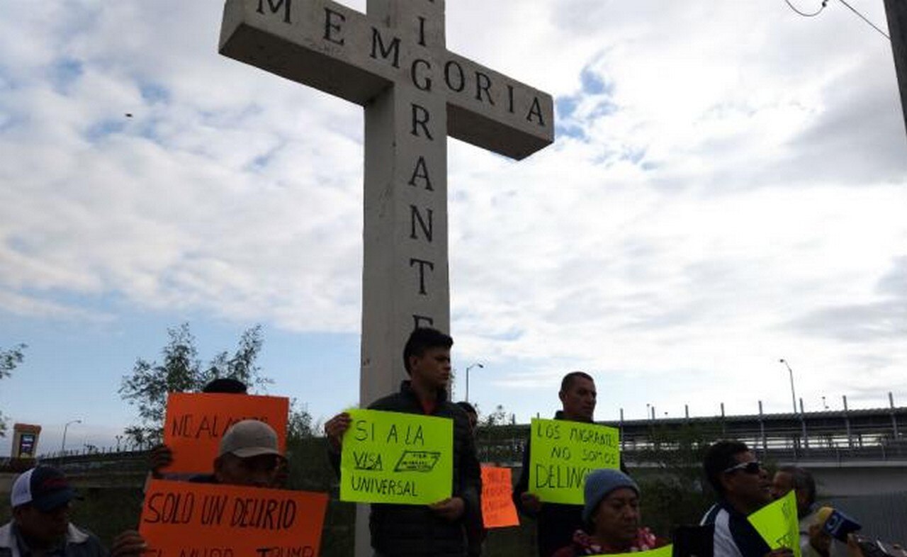 Organismos de DH de Tamaulipas protestan por visita de Trump a Texas