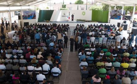 Programas sociales evitan descontento social y posible ingreso a la delincuencia: Villafuerte