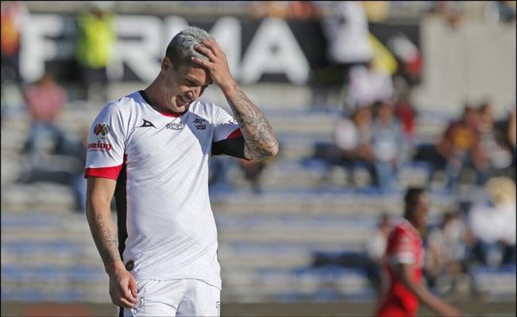 Huelga en Lobos BUAP por adeudos