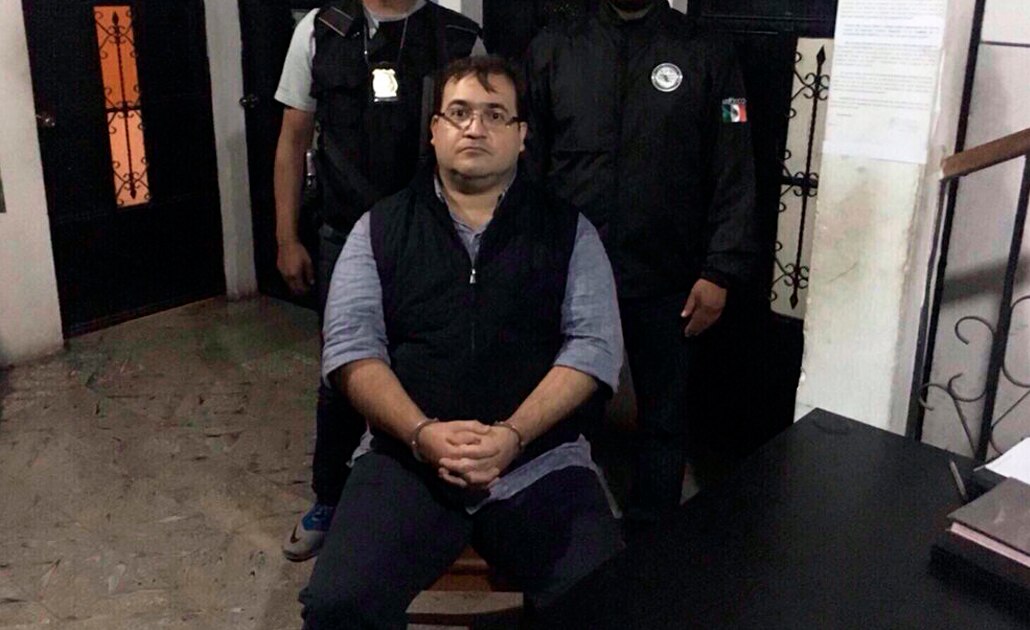 Vinculan a proceso a Javier Duarte por tres acusaciones de la Fiscalía