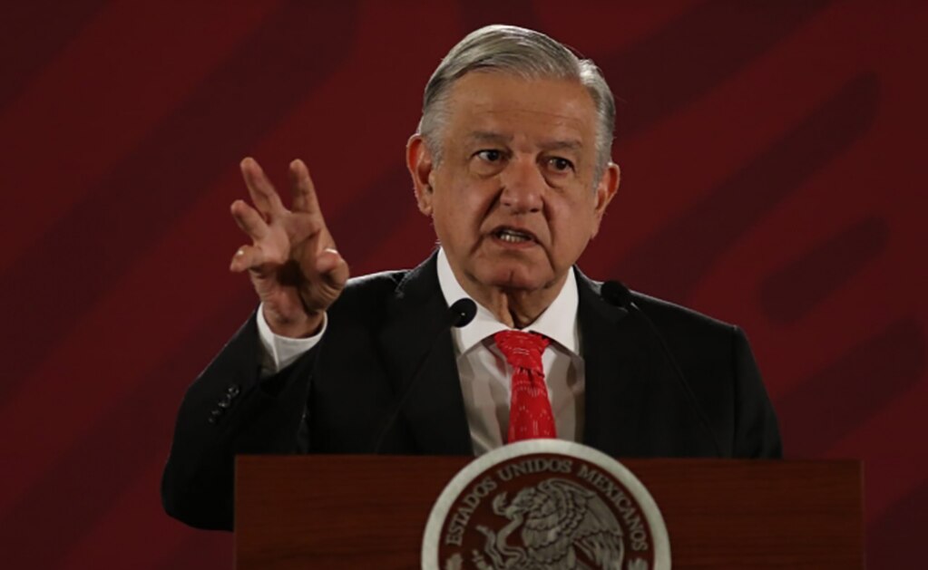 AMLO rechaza intervención en casos de madre de Lozoya y Romero Deschamps