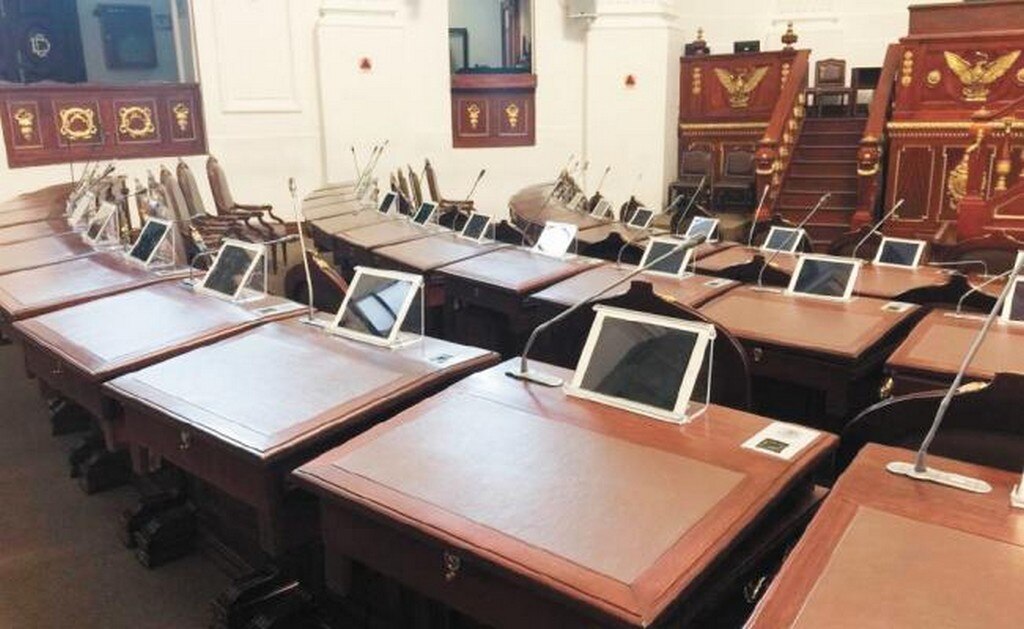  Congreso de CDMX estrena iPads
