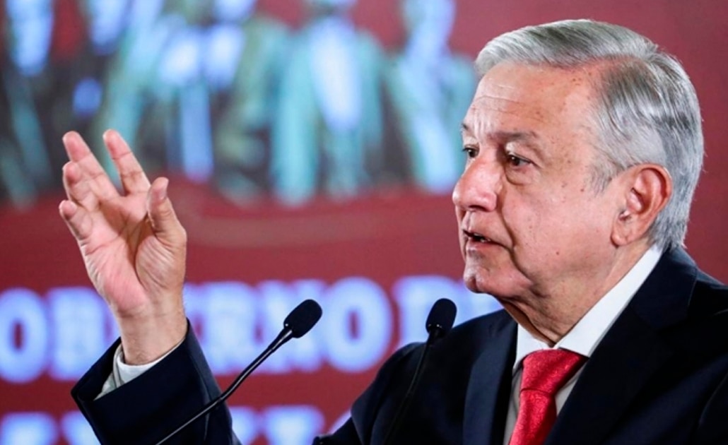 López Obrador niega que exista venta de plazas en sector educativo