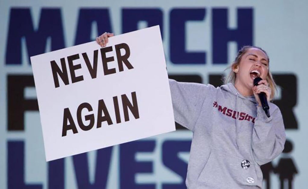 Miley Cyrus participó en la manifestación de Washington, D.C. Foto:EFE