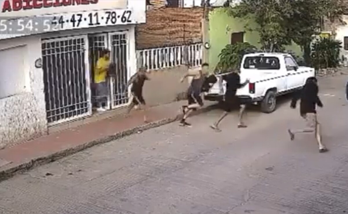 Hombres escapan de anexo en el municipio de Soledad, SLP. Foto: Captura de video