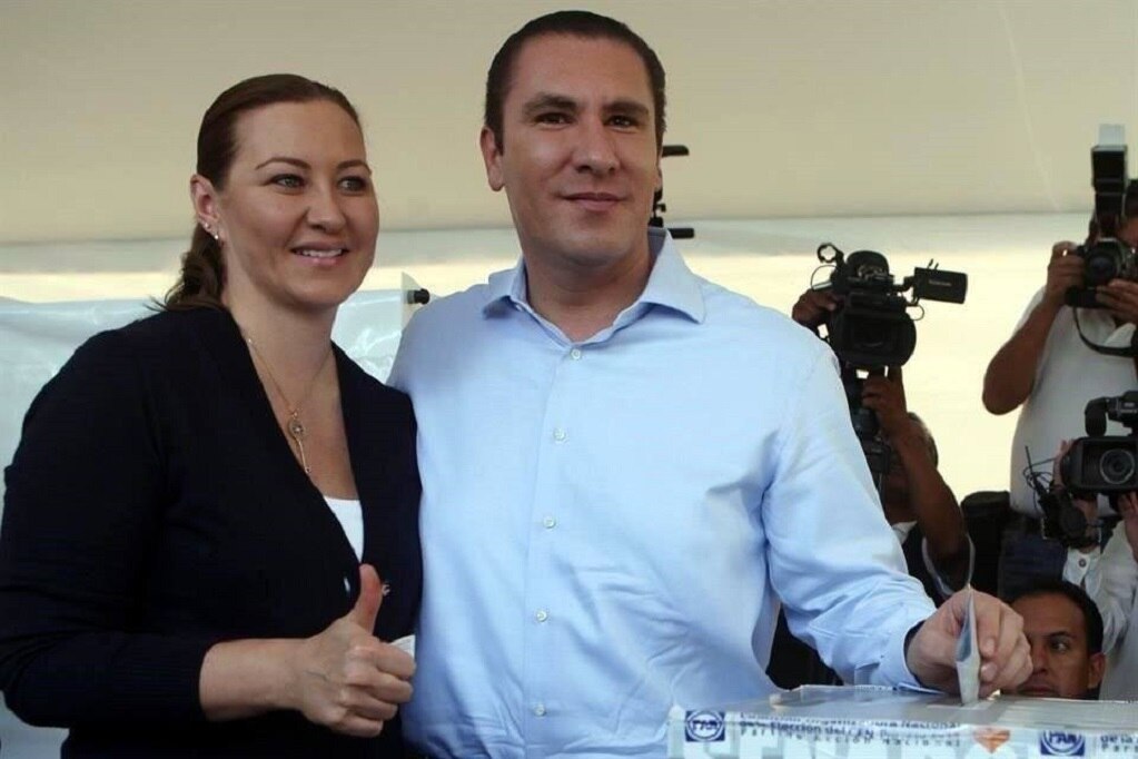  Mueren Martha Érika Alonso y Rafael Moreno Valle en accidente aéreo