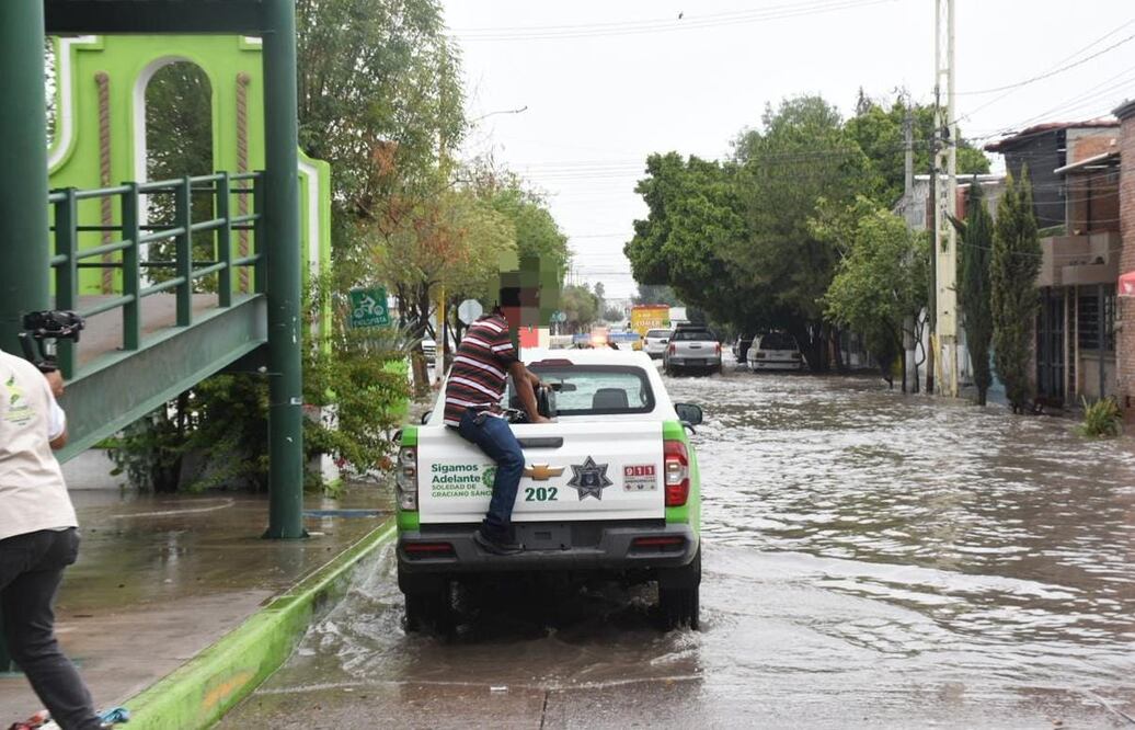 Anuncia alcalde de Soledad construcción de colector en Privadas de la Hacienda. Foto: Especial