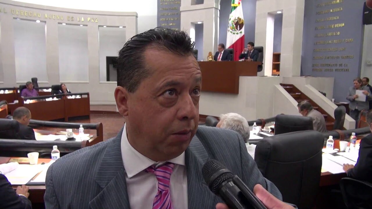 Rechazan a Desfassiux para incorporarse en la dirección del ICAT