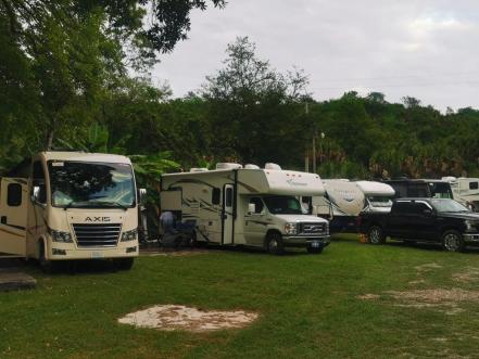 Llega caravana de canadienses a SLP; recorren la Huasteca potosina