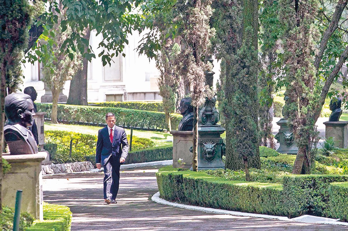 Enrique Peña Nieto se despide
