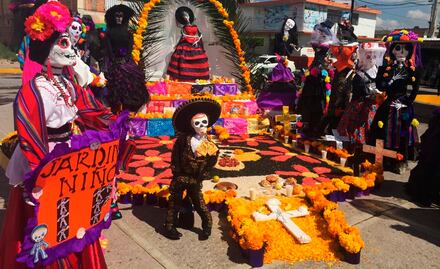 Soledad invita a participar en concurso de altares de muertos