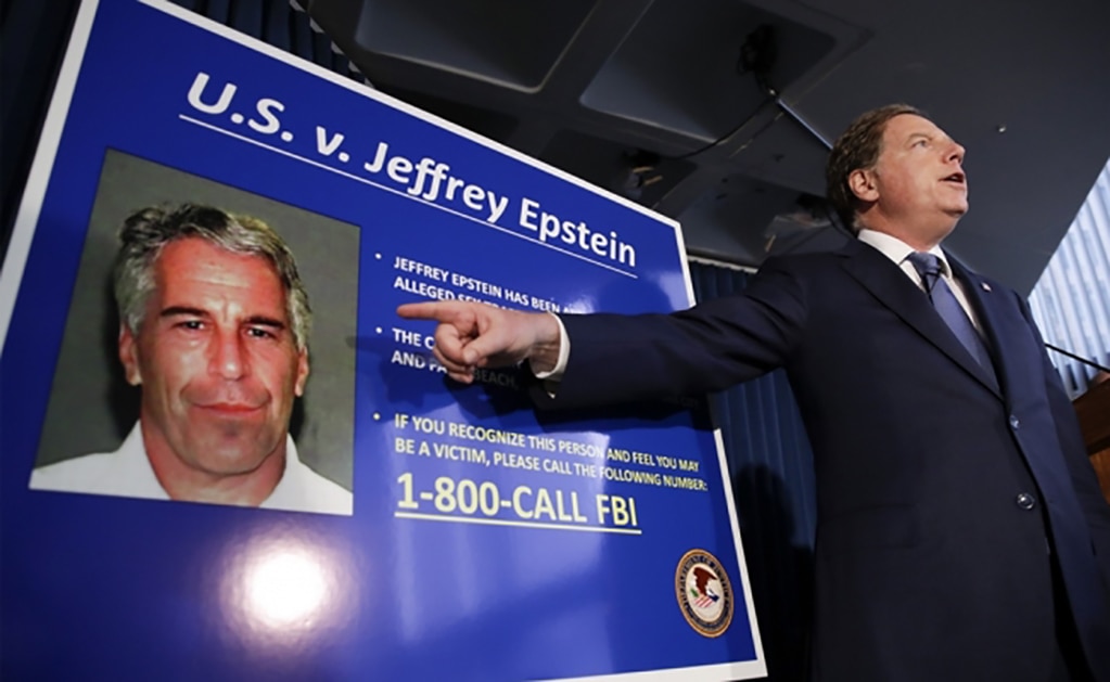 Abre FBI investigación sobre muerte de Jeffrey Epstein