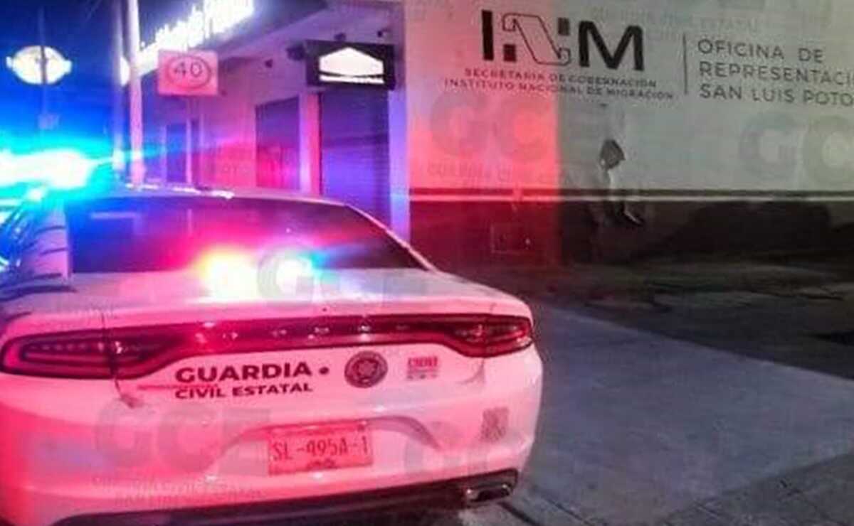 Encuentran a 69 migrantes abandonados en caja de tráiler en Villa de Zaragoza, SLP 