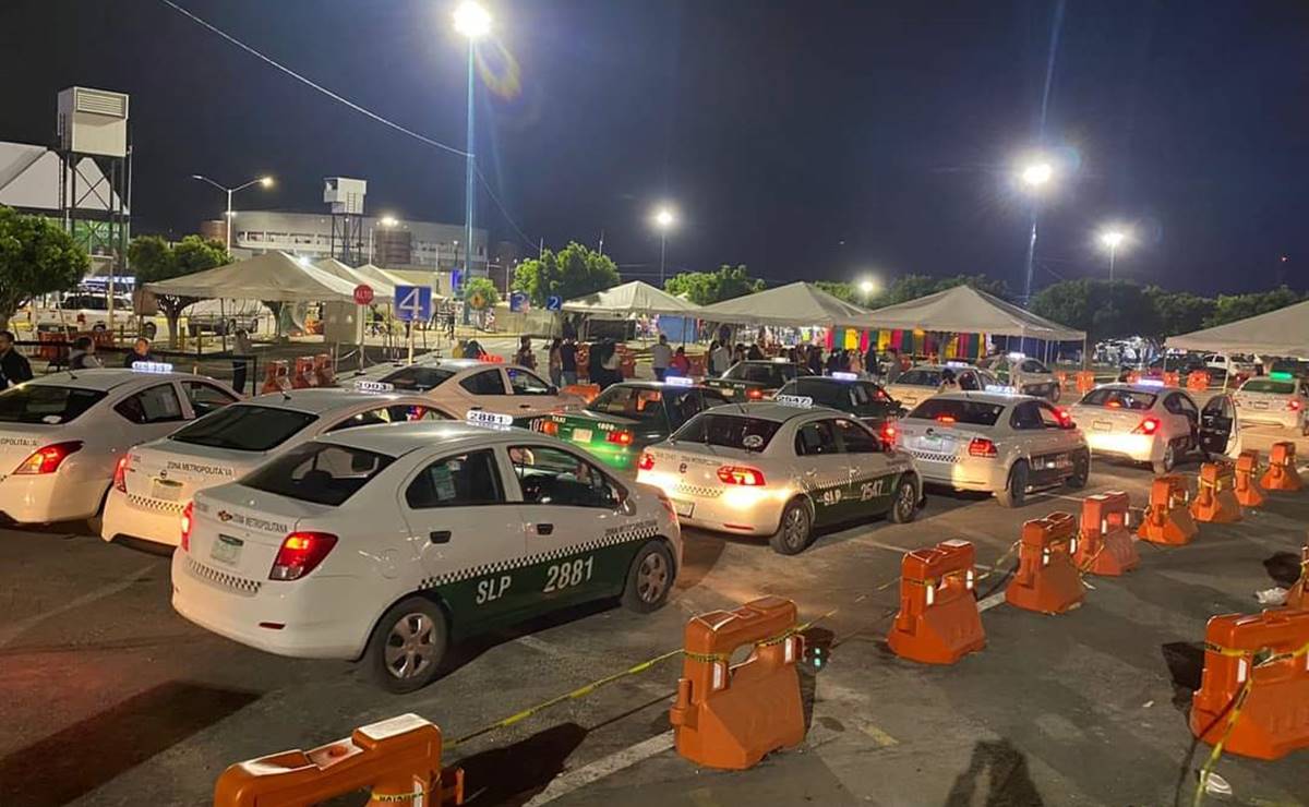 Reconoce SCT fallas de sistema "Mi Taxi" durante Fenapo; registra 70 infracciones a gremio taxista