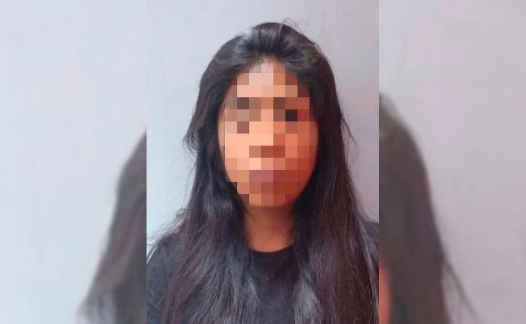 Detienen a mujer por presunto robo en tienda comercial