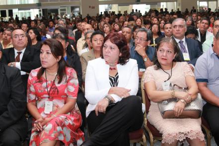 Rinden homenaje a docentes