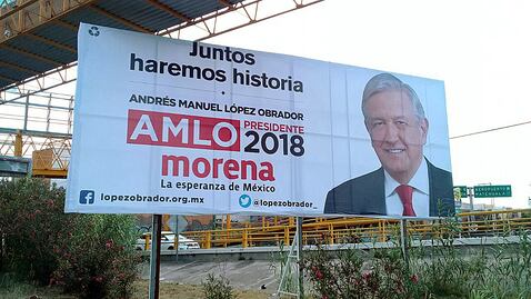 Destruyen propaganda política de AMLO