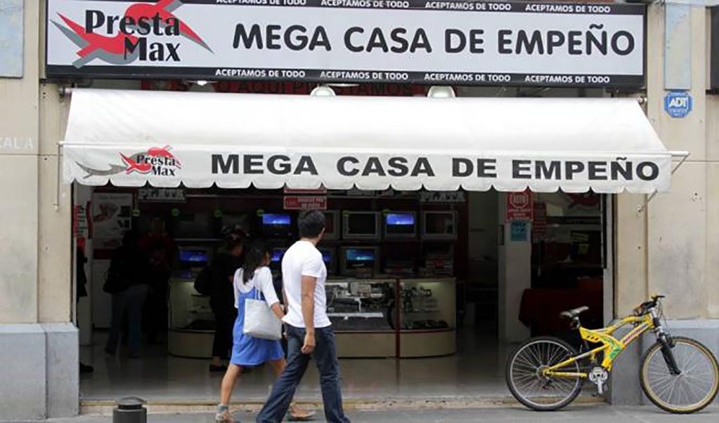 Celulares, gran negocio de empeños