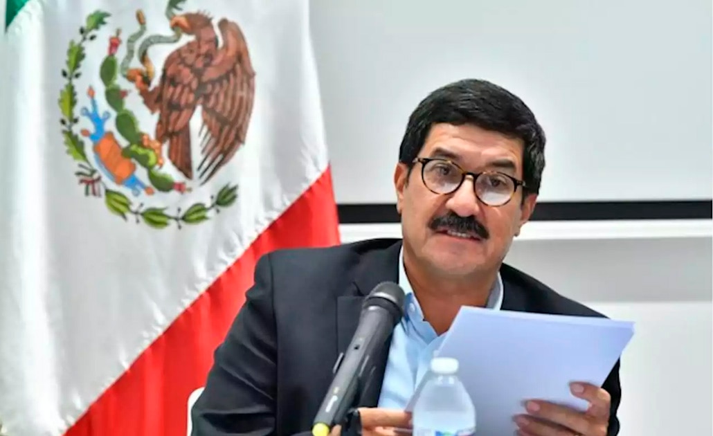 Javier Corral alista demandas contra dos diarios de Chihuahua