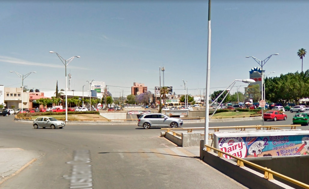 Problemas de movilidad no se resuelven con estacionamientos: Nava