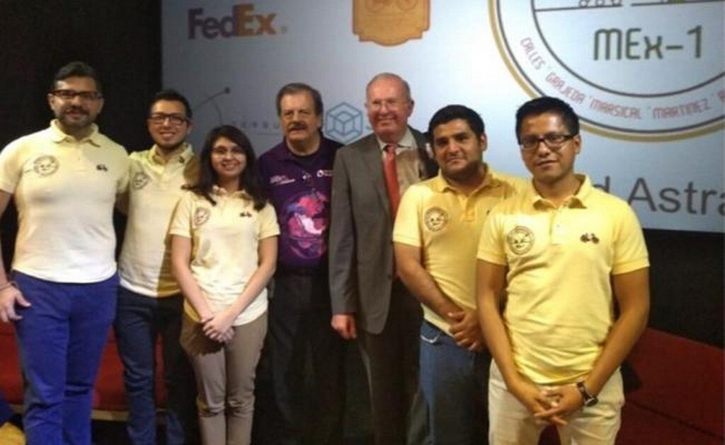 Genaro Grajeda; César Serrano; Tania Robles; Mario Arreola (Director de Divulgación AEM); Dr. Javier Mendieta, (Titular de AEM); Federico Martínez, y Juan Carlos Mariscal.