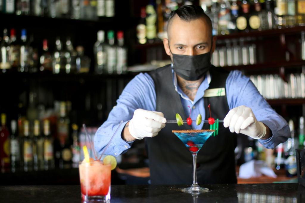 Restauranteros de SLP advierten que no cerrarán si regresa semáforo rojo