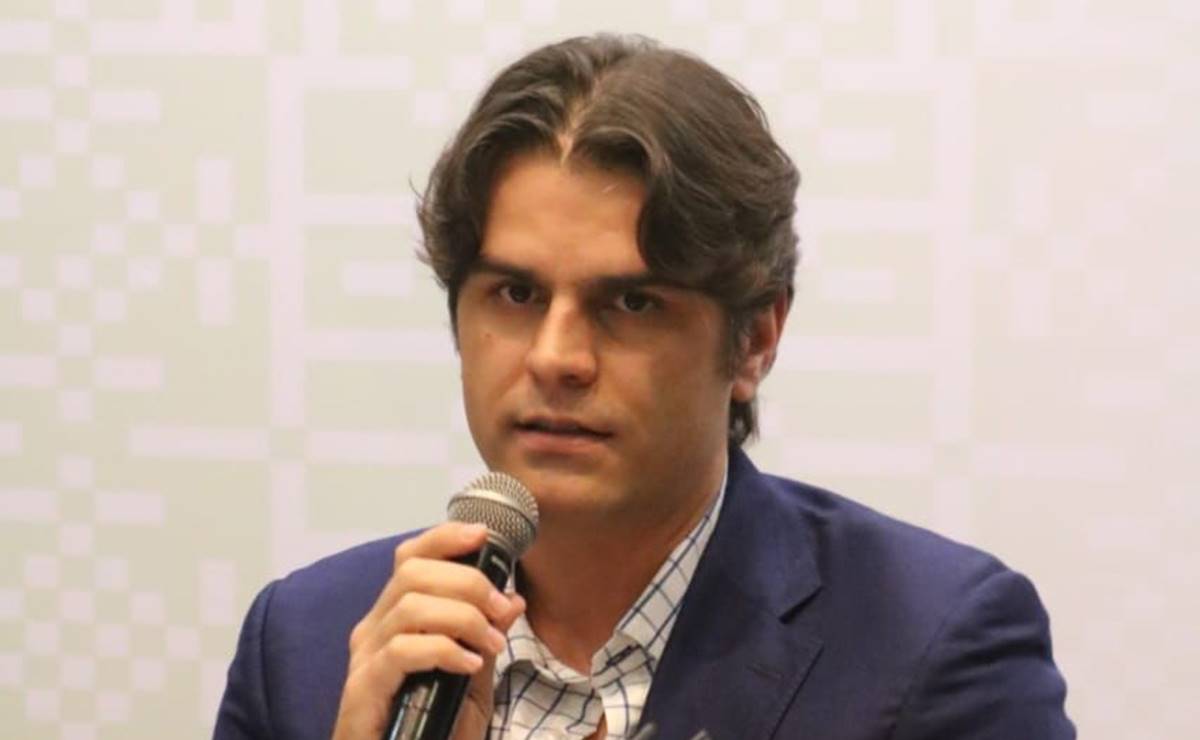 Ampliación en la pista del aeropuerto de SLP es innecesaria: Sedeco