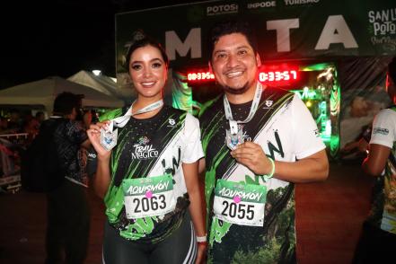 ¡Agotada, pero victoriosa! Triunfa mujer de la tercera edad en Serial Trail Mágico en Aquismón