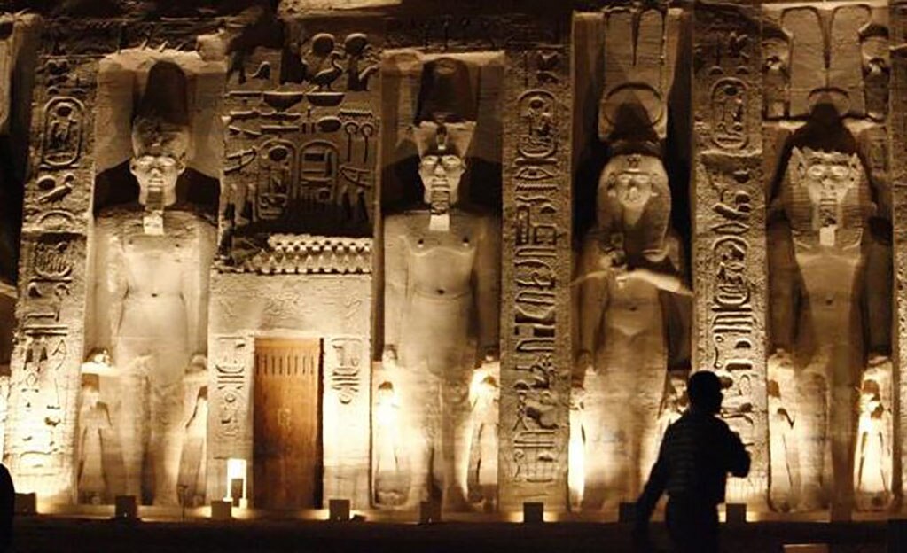 Descubren en Egipto la cabina del faraón Ramsés II