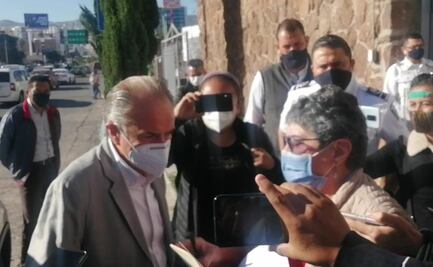 Madre de dentista asesinada en 2018 entrega petición de justicia a JMCL