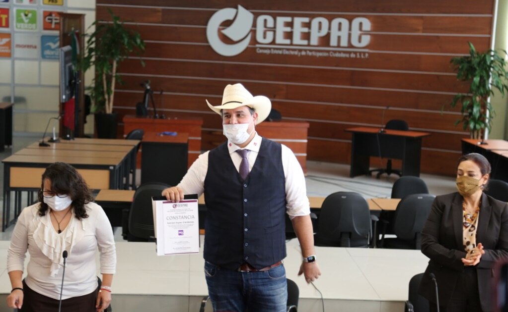 PES registra a Adrián Esper Cárdenas como su candidato a gubernatura de San Luis