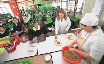 Oposición ejerce presión para restituir Escuelas de Tiempo Completo
