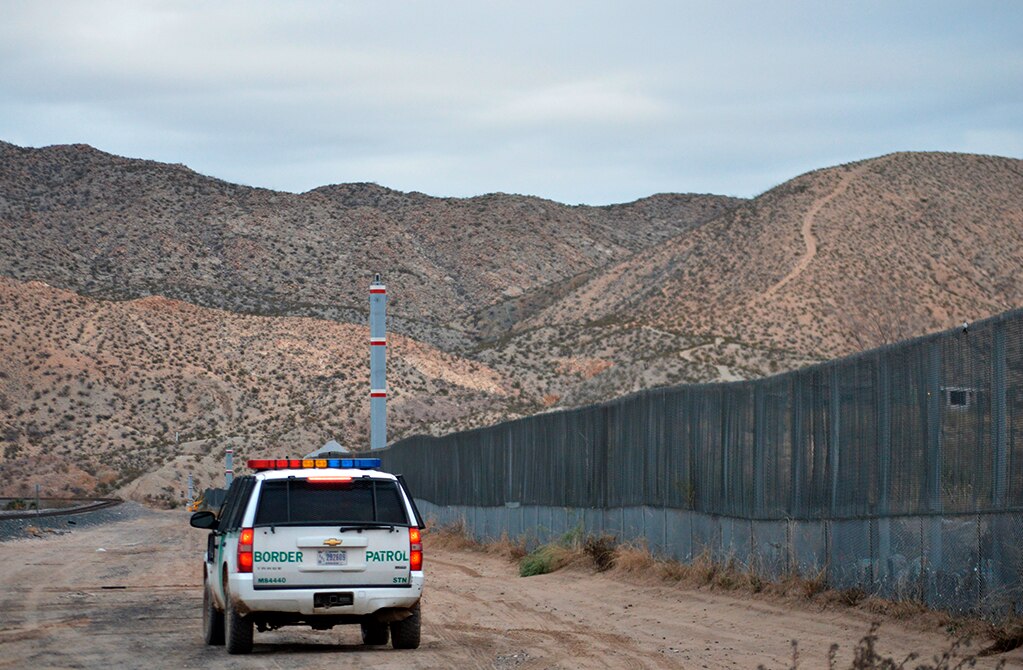 Inviable cierre de frontera entre México y Estados Unidos
