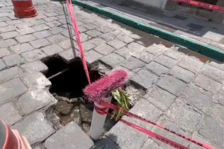 Inician trabajos para reparar socavón en la capital de SLP; obras durarán dos semanas